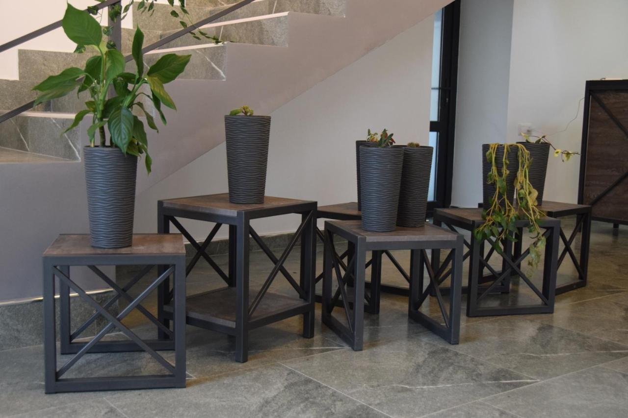 Popock Goris Hotel Ngoại thất bức ảnh