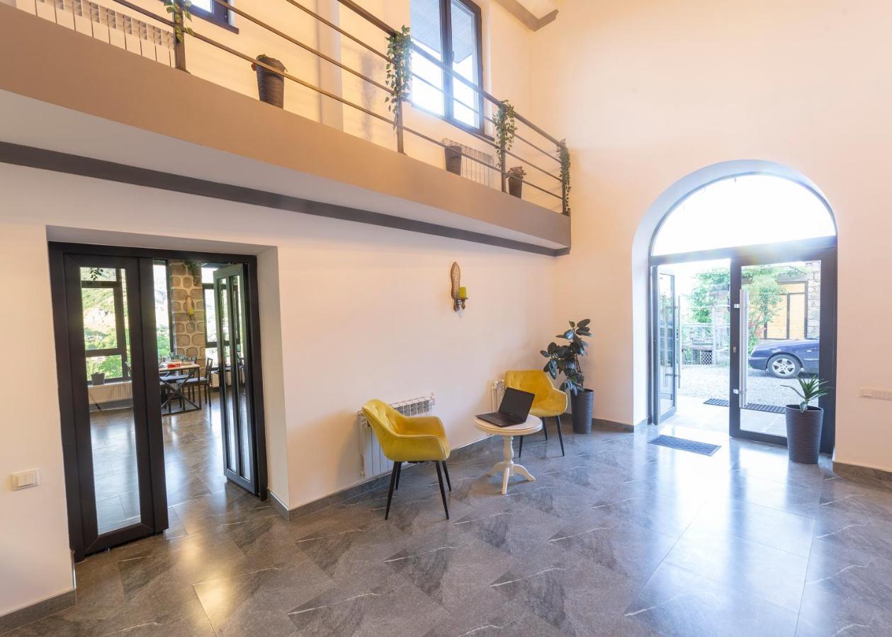 Popock Goris Hotel Ngoại thất bức ảnh