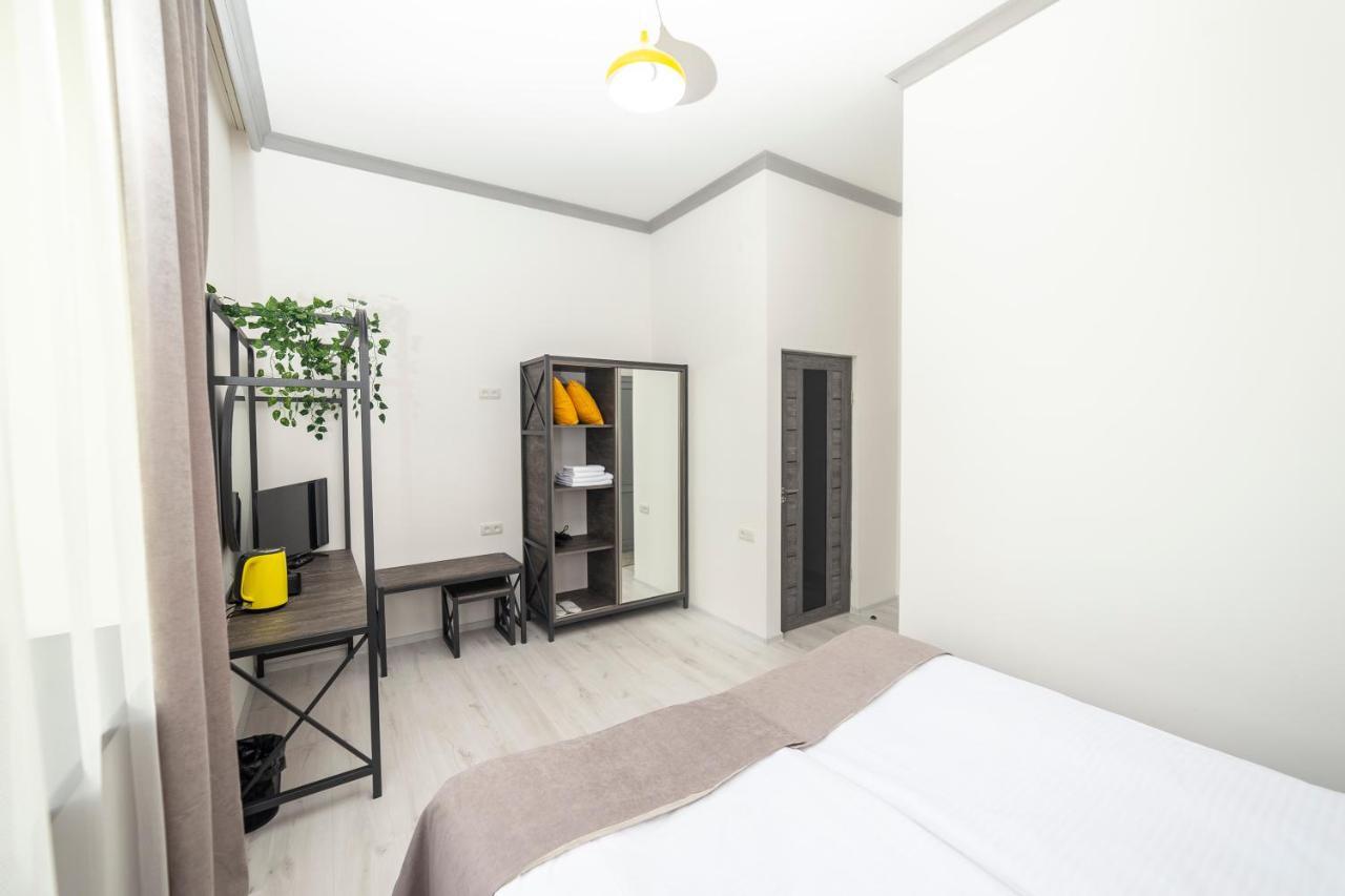 Popock Goris Hotel Ngoại thất bức ảnh
