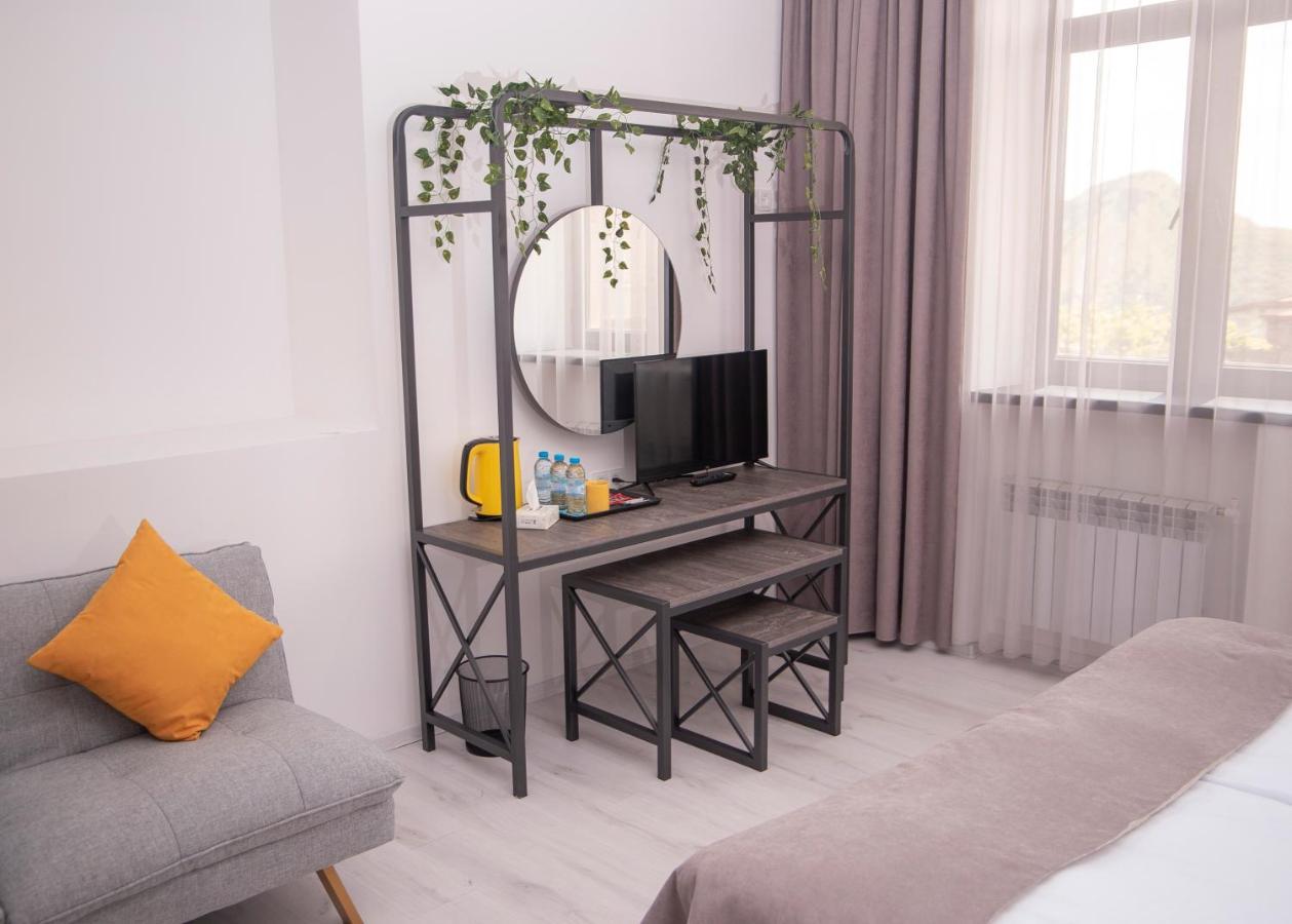 Popock Goris Hotel Ngoại thất bức ảnh