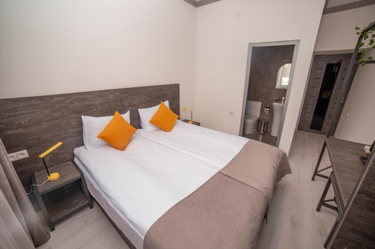 Popock Goris Hotel Ngoại thất bức ảnh