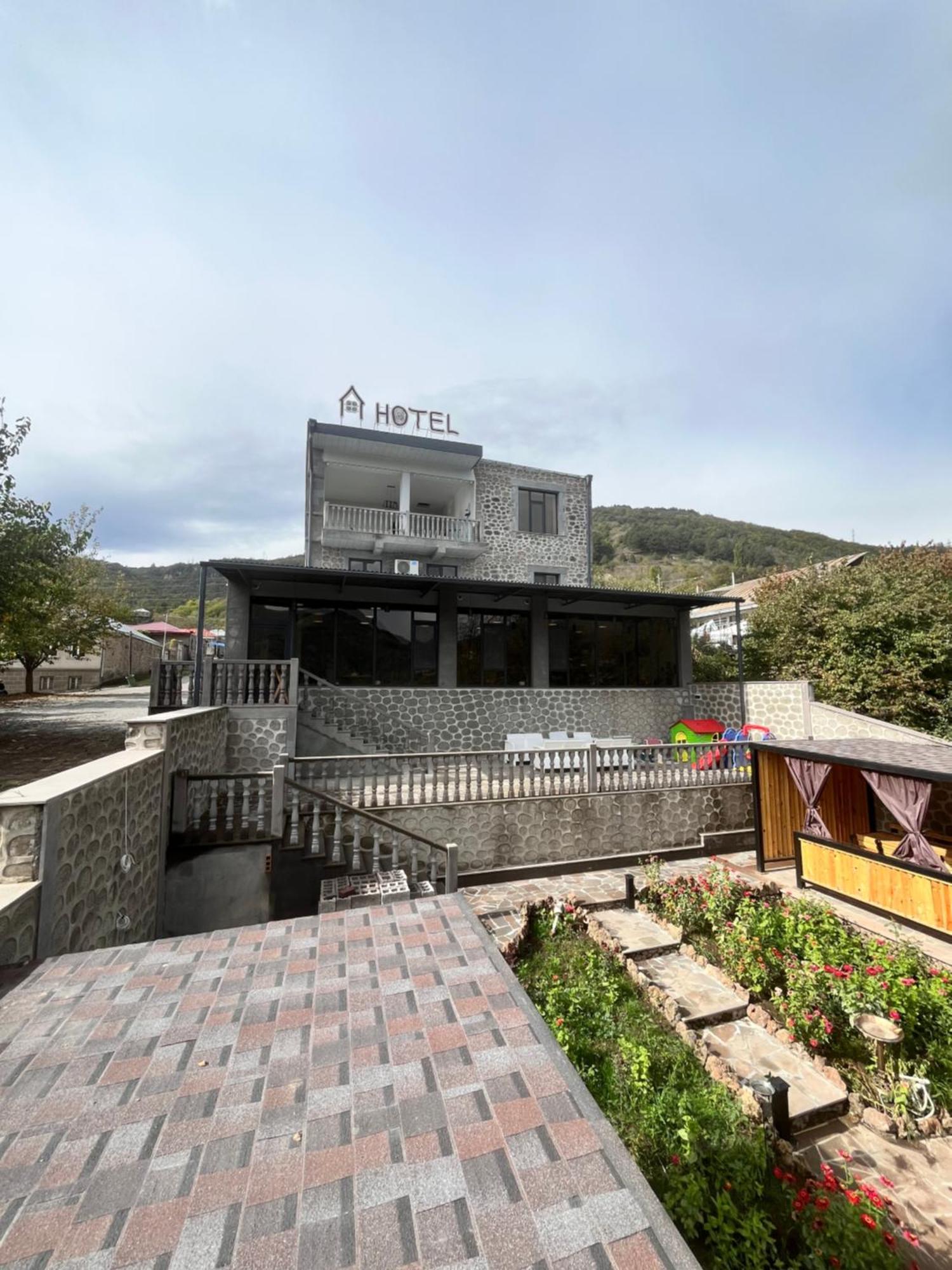 Popock Goris Hotel Ngoại thất bức ảnh